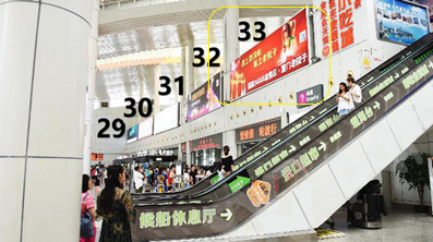 廈門郵輪中心安檢口通道上方右側(cè)墻面燈箱廣告