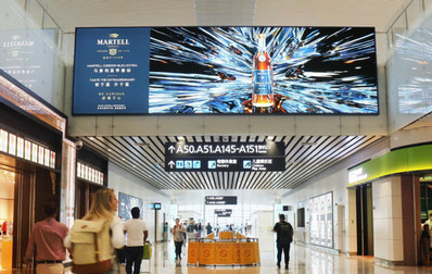 國(guó)際候機(jī)大廳燈箱廣告