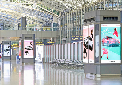 到達(dá)行李區(qū)包柱燈箱廣告