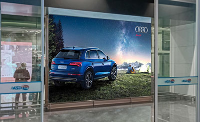 貴陽機場一層國內(nèi)到達出口正迎面LED燈箱 貴陽機場一層國內(nèi)到達出口正迎面LED燈箱