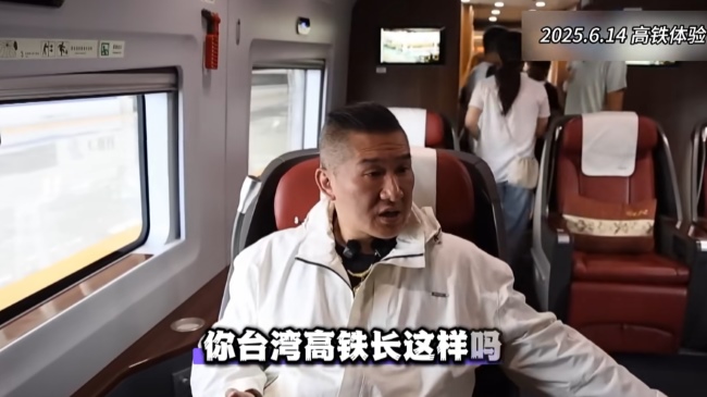 臺灣網(wǎng)紅“館長”的大陸行以及他最近的網(wǎng)絡(luò)直播對兩岸統(tǒng)一有什么影響？