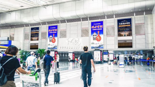 如何選擇戶(hù)外廣告之福州機(jī)場(chǎng)和福州站媒體價(jià)值分析